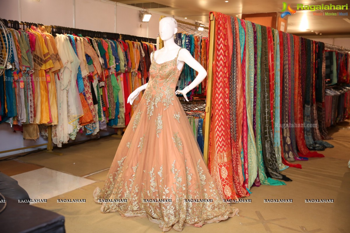 Grand Launch of Jhalak Lifestyle Fashion Exhibition at Taj Krishna