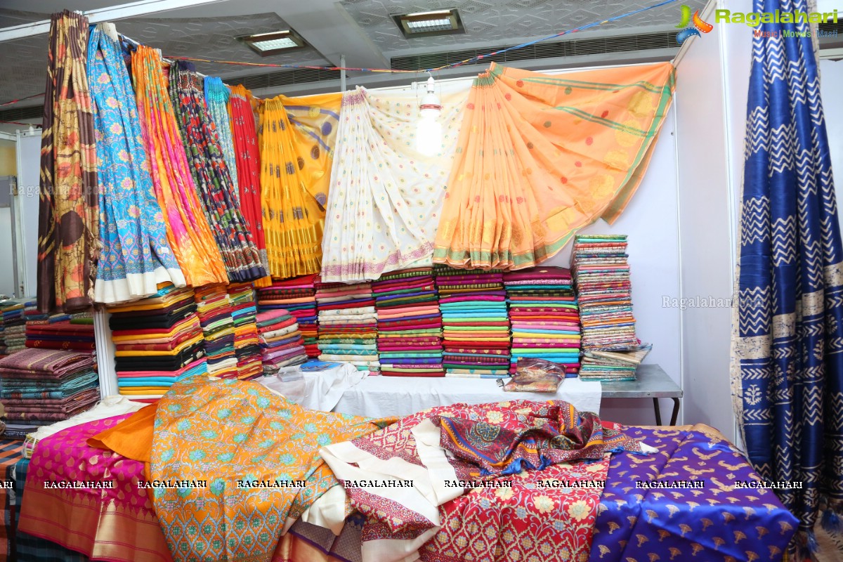 Kala Silk Expo Launch at TTD Kalyana Mandapam, Himayatnagar