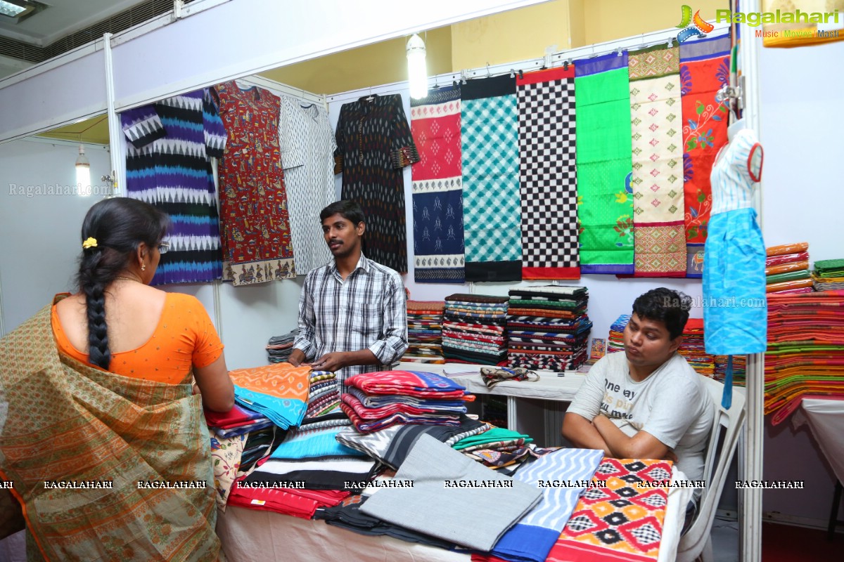 Kala Silk Expo Launch at TTD Kalyana Mandapam, Himayatnagar