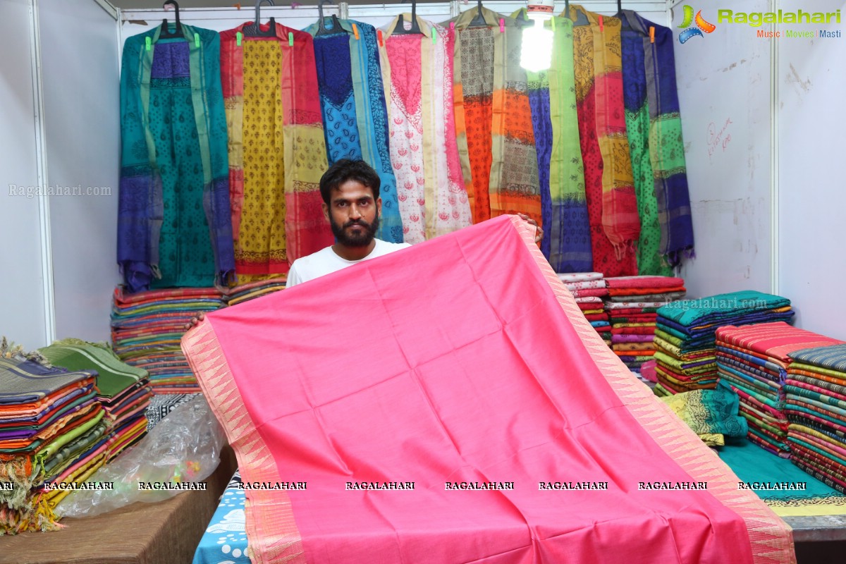 Kala Silk Expo Launch at TTD Kalyana Mandapam, Himayatnagar