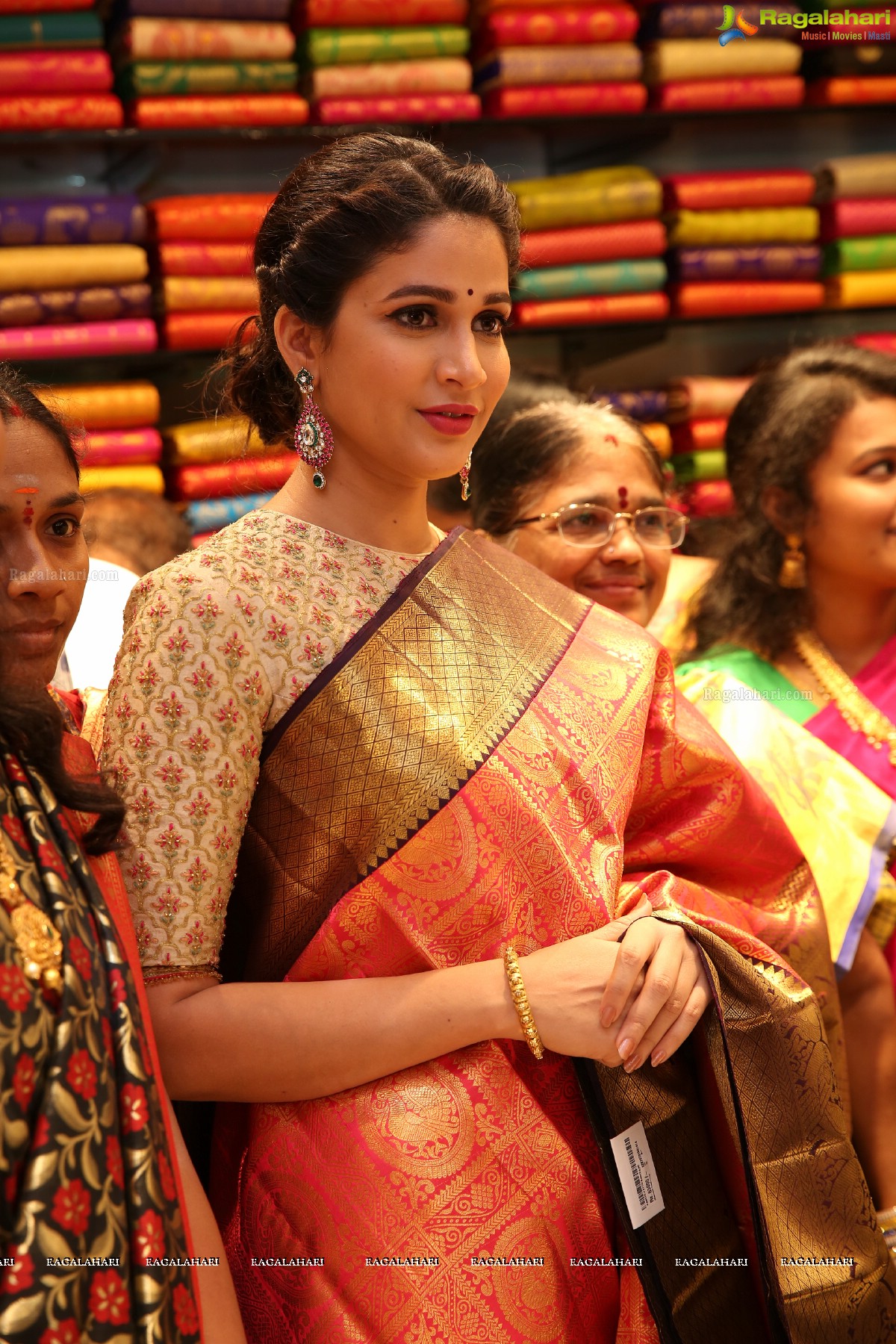 Lavanya Tripathi launches Kanchipuram Kamakshi Silks, Secunderabad