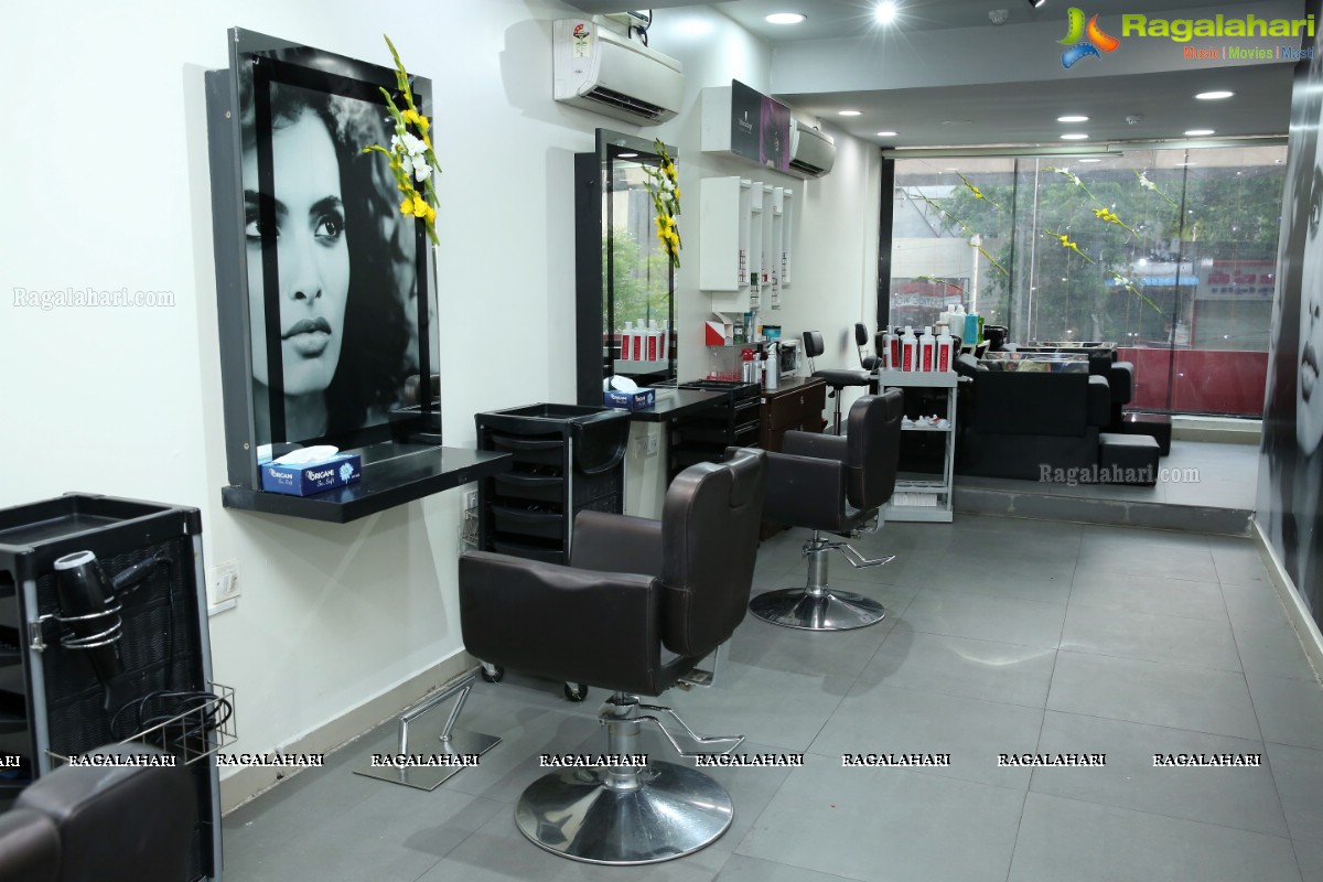 Launch of Lakme Salon at Ameerpet, Hyderabad