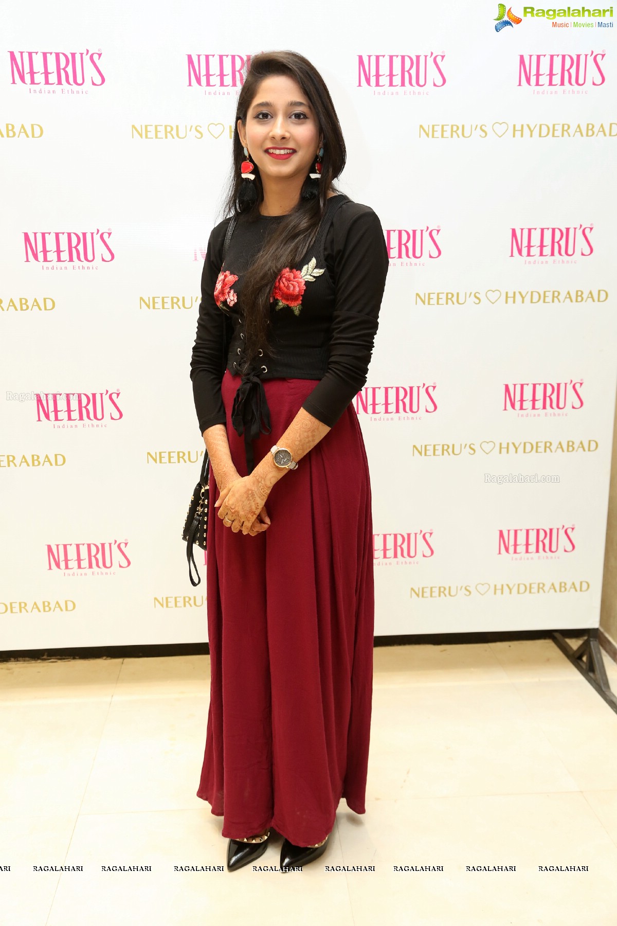 Karisma Kapoor launches Neeru's 50th Store at Mehdipatnam, Hyderabad