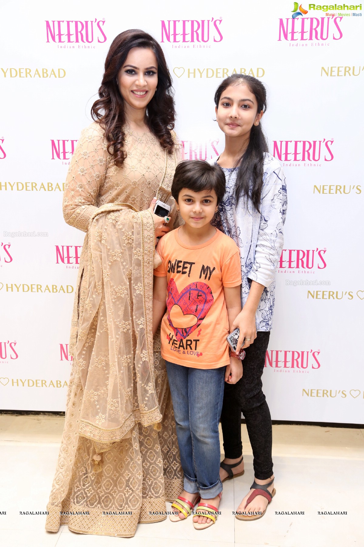 Karisma Kapoor launches Neeru's 50th Store at Mehdipatnam, Hyderabad