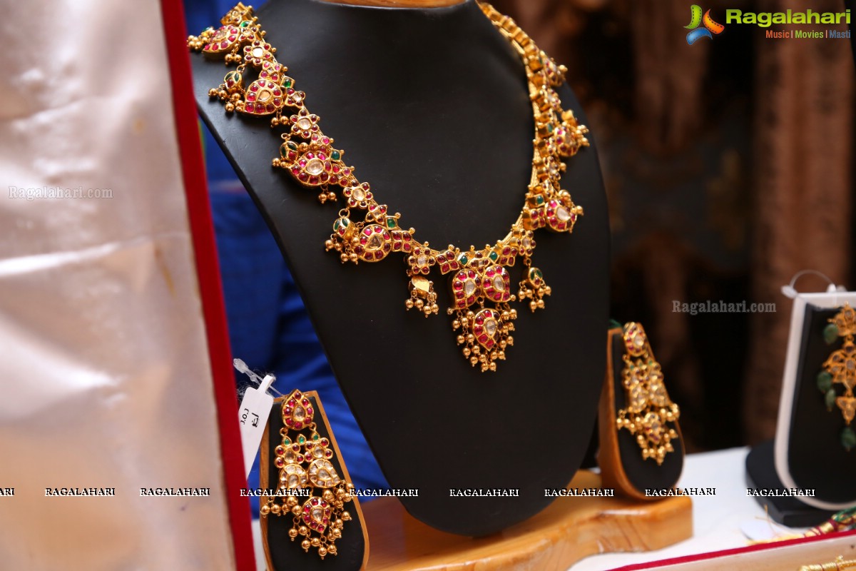 Nawabi Numaish Preview at Eleganza Boutique, Banjara Hills