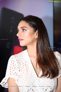 OnePlus 6 Aditi Rao Hydari