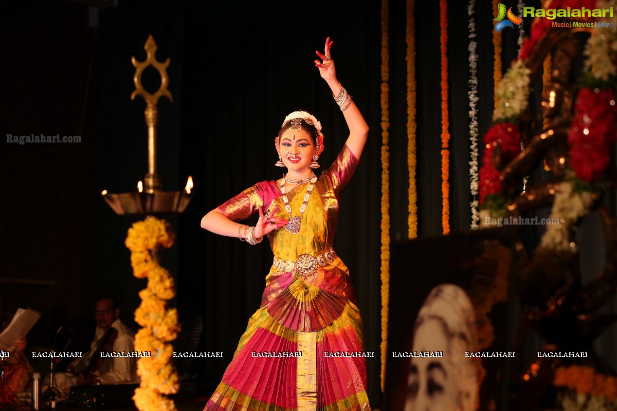 Bharatanatyam Arangetram by Swetha Raghunathan at NTR Auditorium