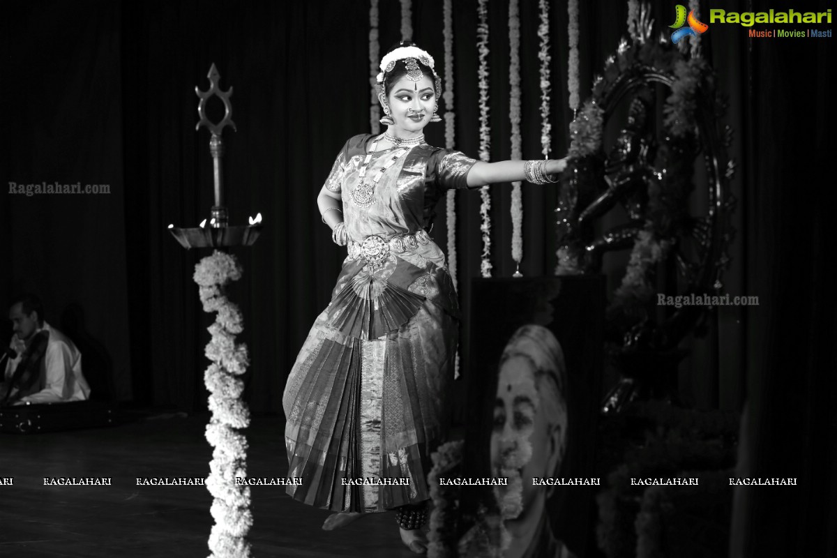 Bharatanatyam Arangetram by Swetha Raghunathan at NTR Auditorium