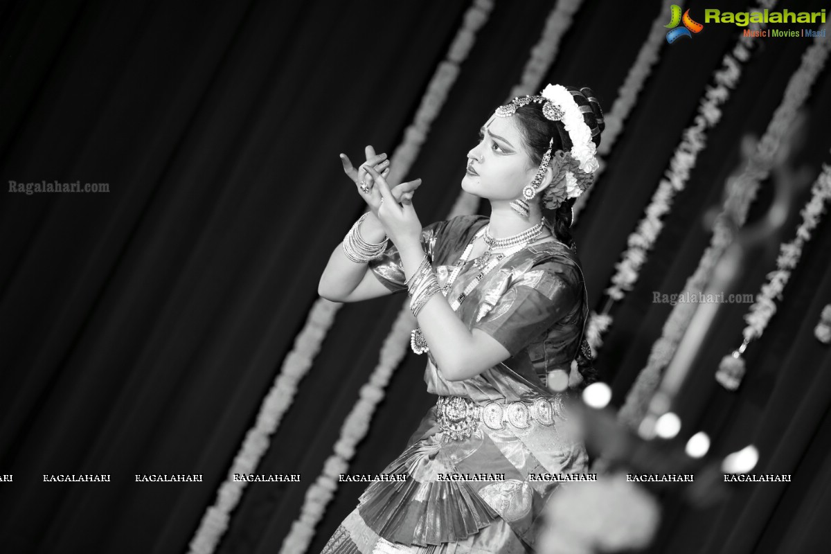 Bharatanatyam Arangetram by Swetha Raghunathan at NTR Auditorium