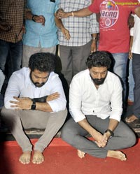 Jr NTR, Kalyan Ram Pay Tribute to NTR at NTR Ghat