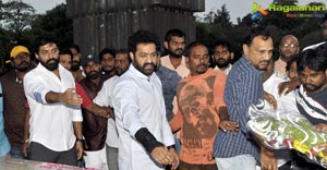 Jr NTR, Kalyan Ram Pay Tribute to NTR at NTR Ghat