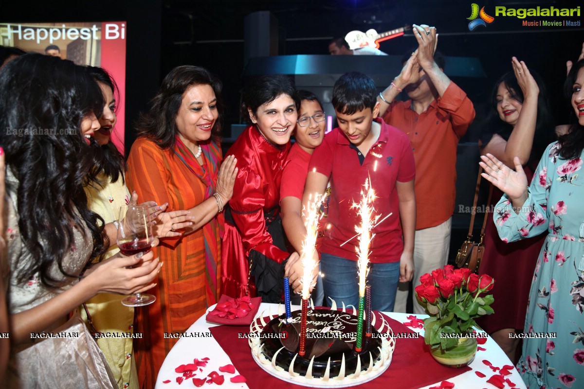 Ananya Simlai Birthday Bash at Kismet, The Park