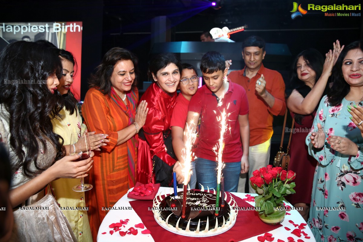 Ananya Simlai Birthday Bash at Kismet, The Park