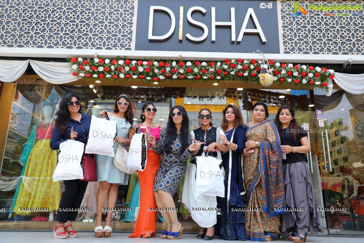 Disha Trends Mother’s Day Celebration With Jhanvi