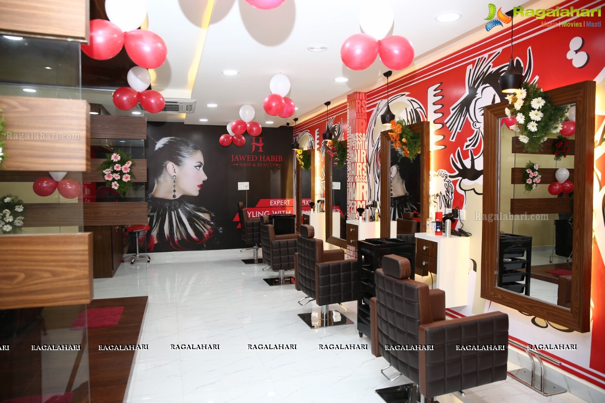 Jawed Habib Hair & Beauty Unisex Salon Grand Opening by Mr. Jawed Habib at Chandanagar