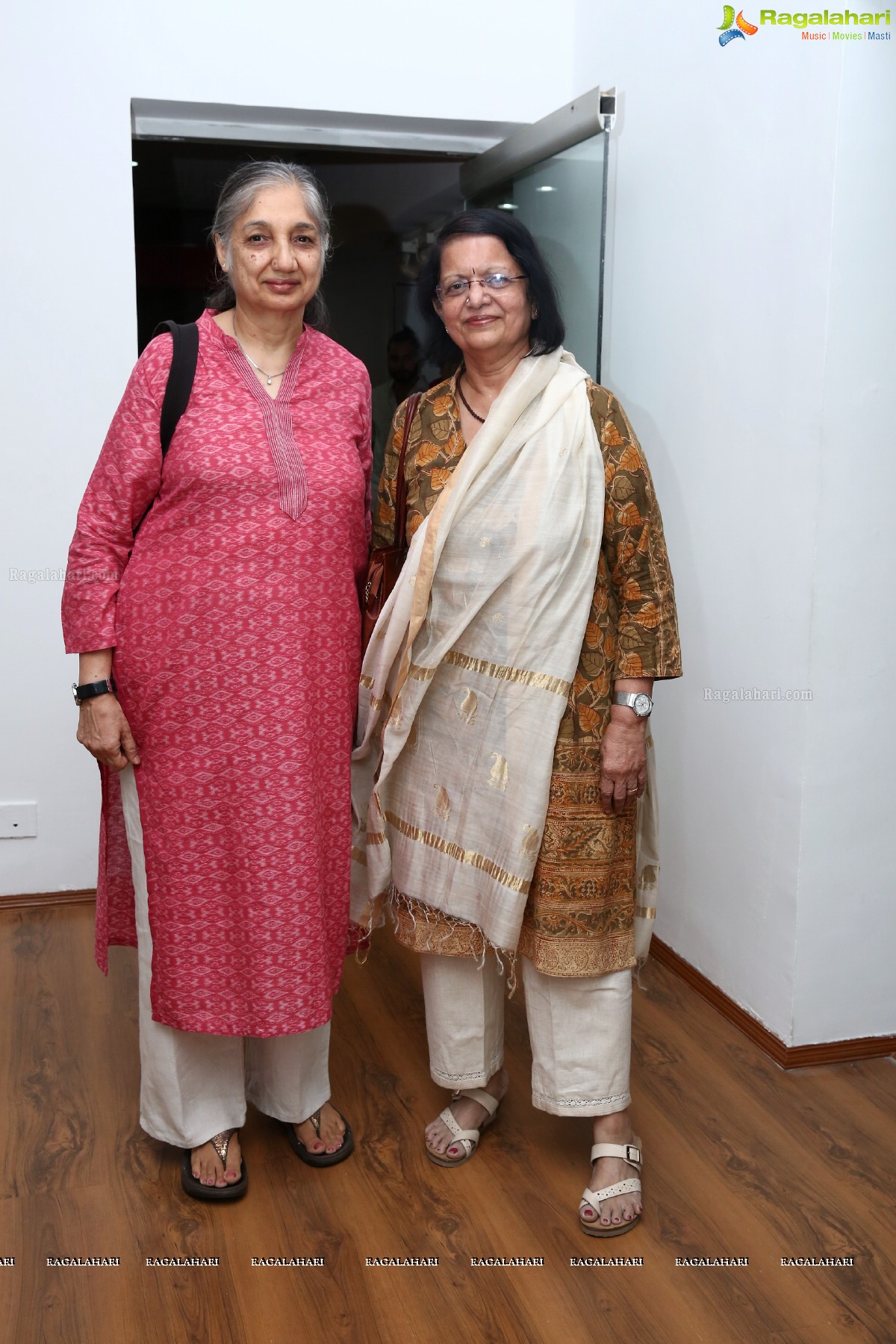 Kalakriti Art Gallery - Ms Sathya Saran in Conversation with Ms Aparajita Sinha