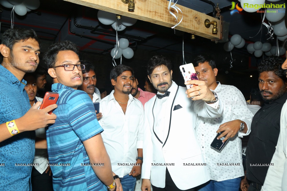 Bigg Boss 2 Telugu Winner Kaushal Manda Birthday Celebrations