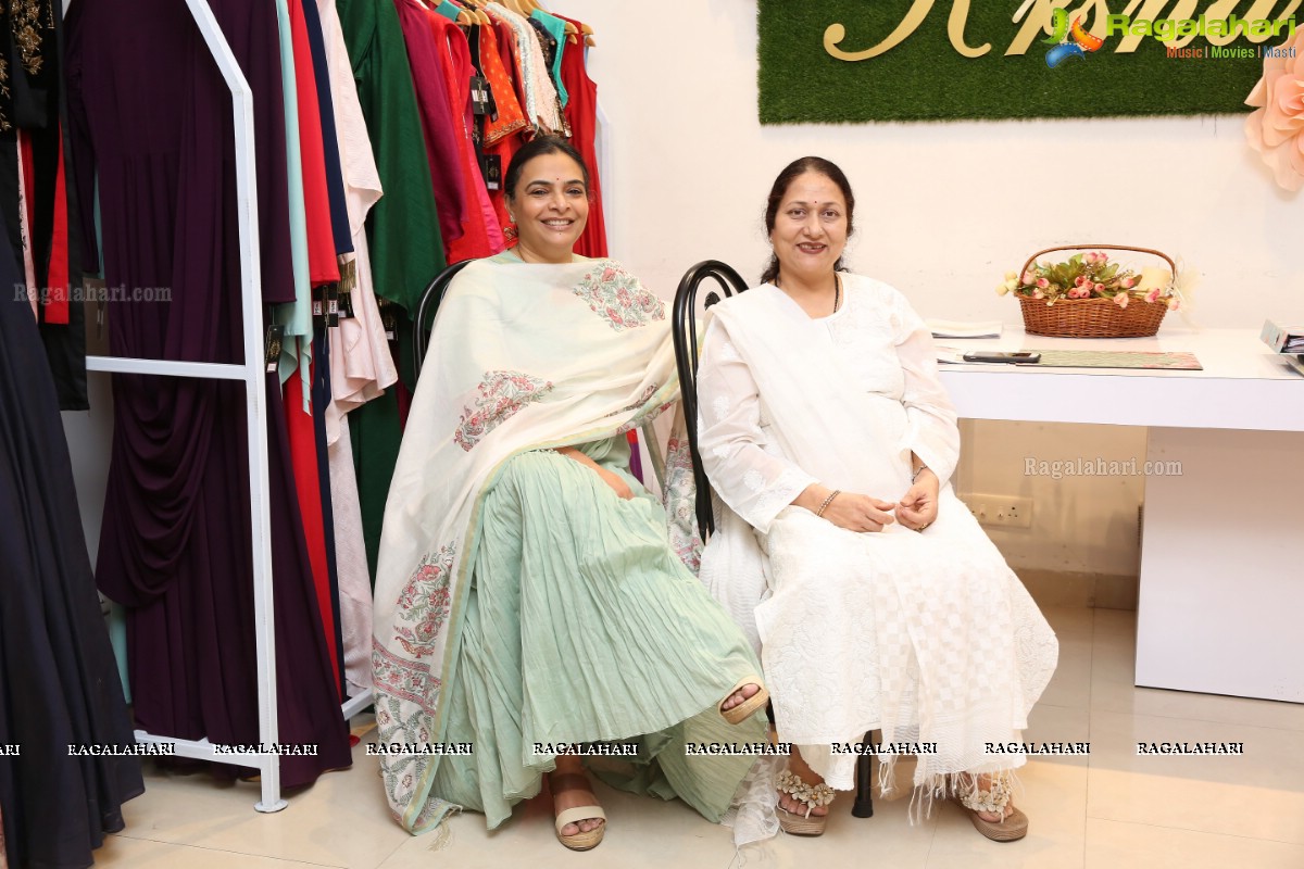 Krsna Couture Showcases Their Summer Line 'An Eternal Summer' at Vithaldas Chambers, Somajiguda