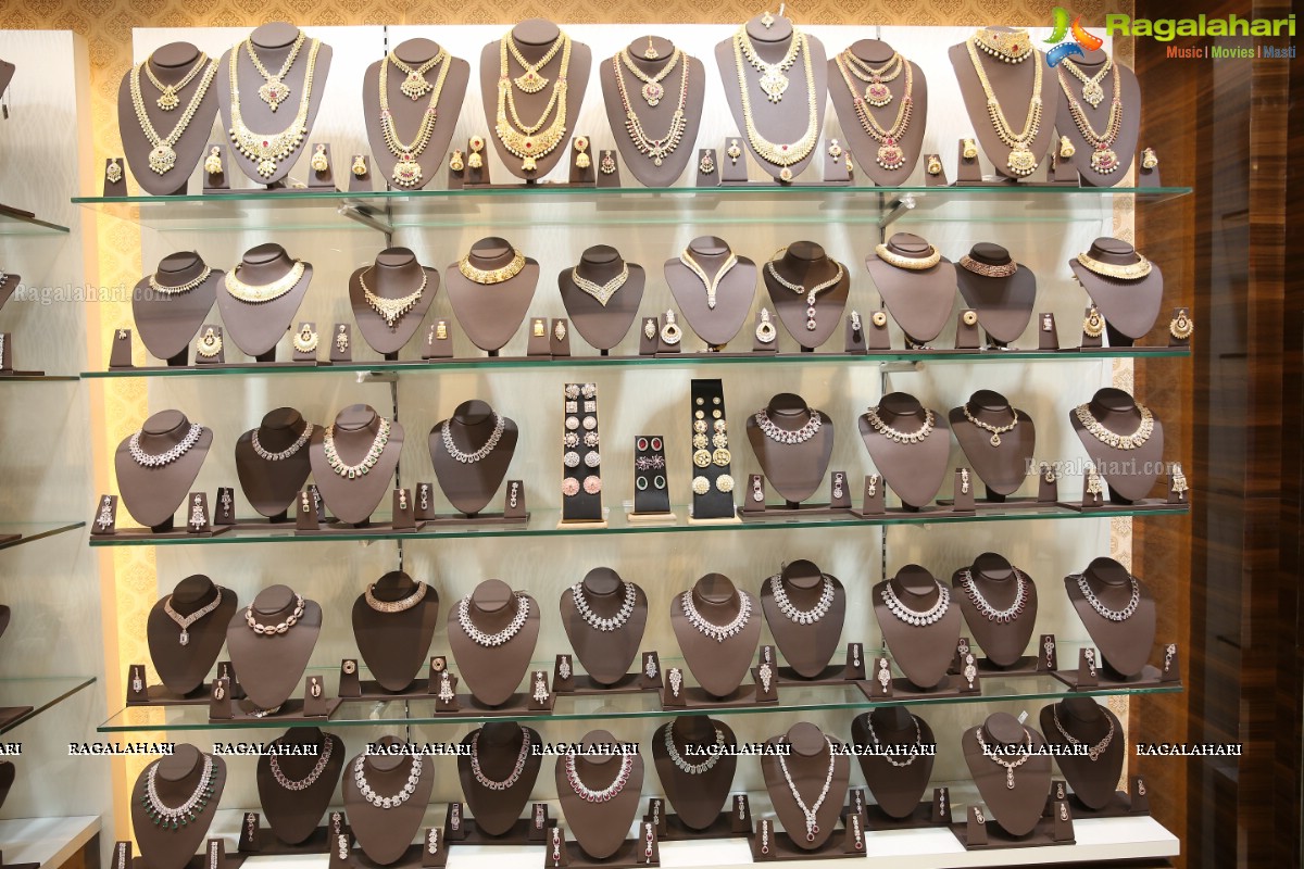 Kushal’s Fashion Jewellery Launches Its Flagship Store at Himayatnagar