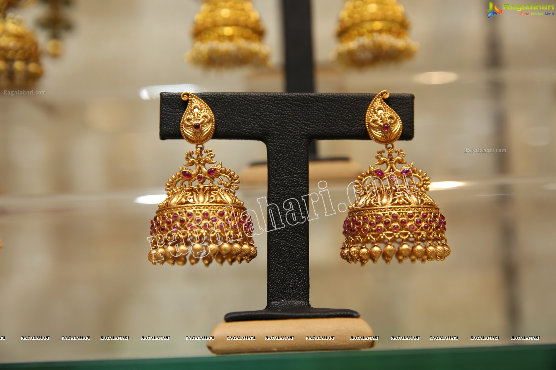 Kushal’s Fashion Jewellery Trendy Collection Showcase at Himayatnagar Store