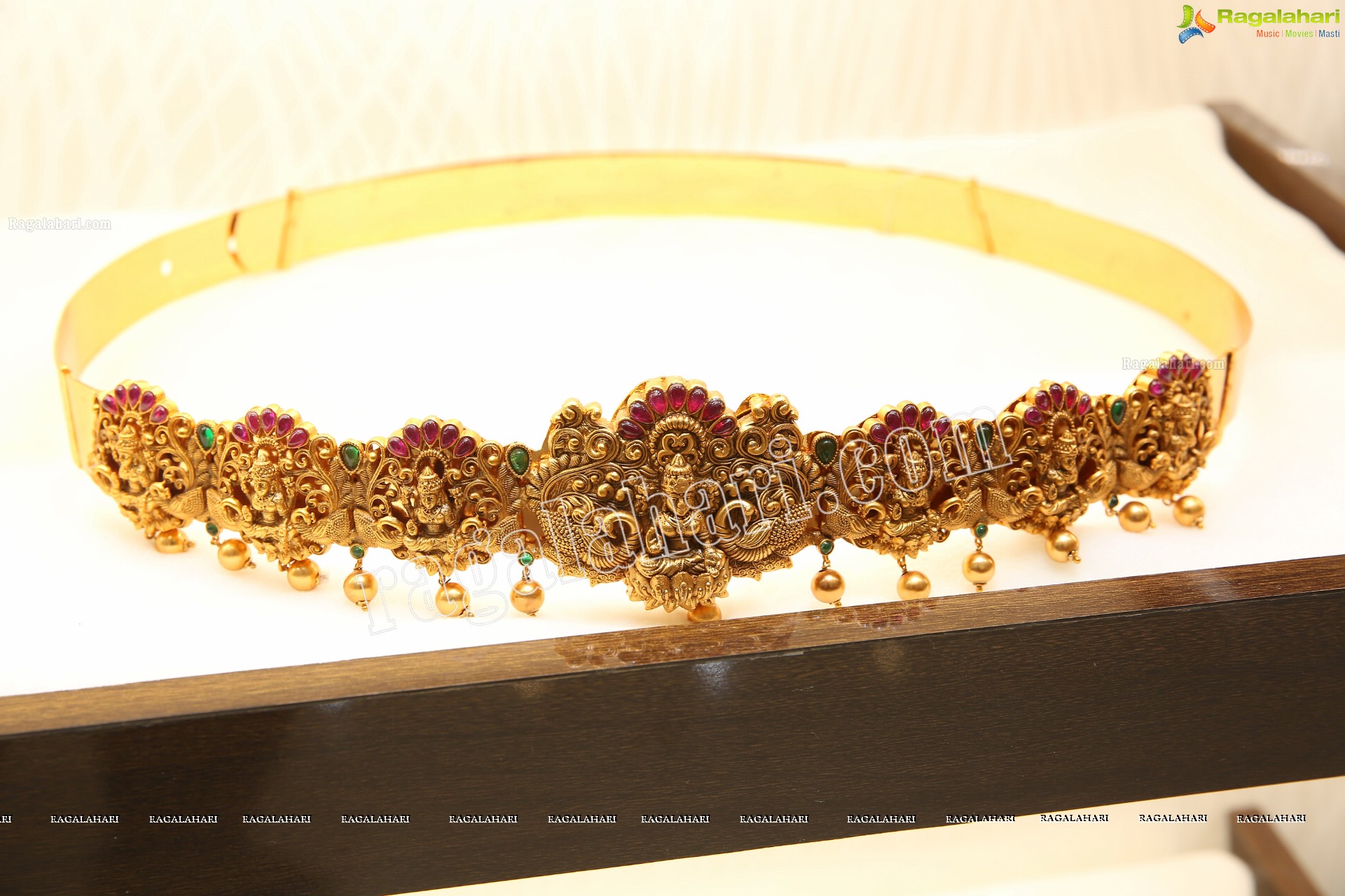 Kushal’s Fashion Jewellery Trendy Collection Showcase at Himayatnagar Store