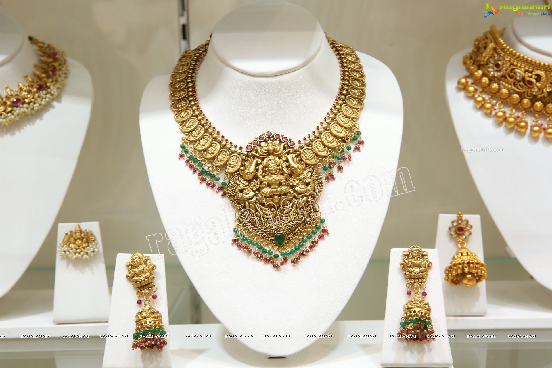 Kushal’s Fashion Jewellery Trendy Collection Showcase at Himayatnagar Store