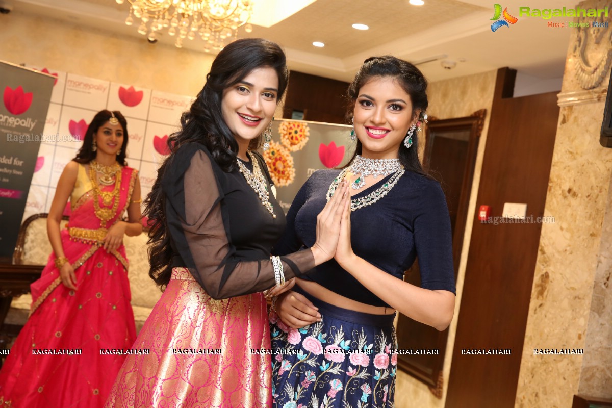 Manepally Jewellers Akshaya Tritiya Collection 2019 Launch at Panjagutta