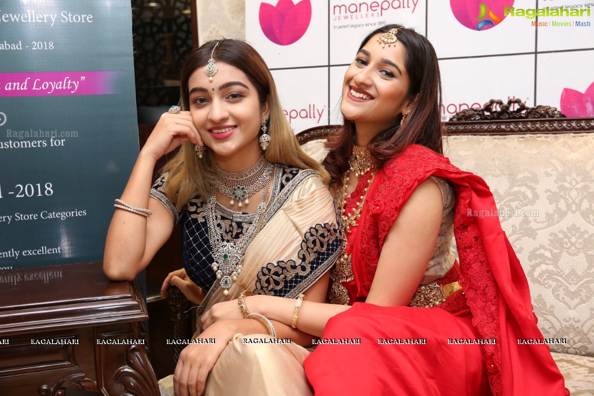 Manepally Jewellers Akshaya Tritiya Collection 2019 Launch at Panjagutta