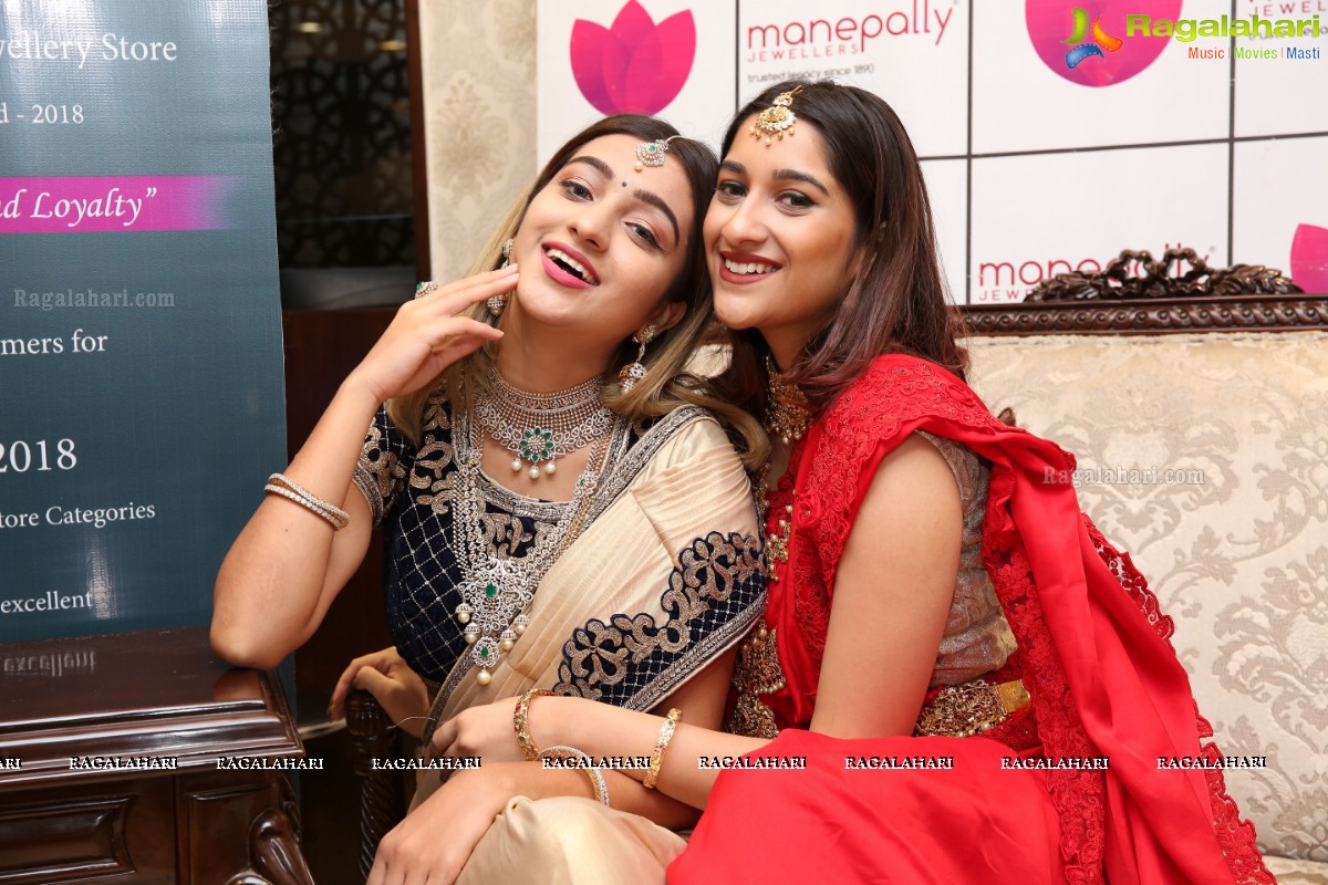 Manepally Jewellers Akshaya Tritiya Collection 2019 Launch at Panjagutta