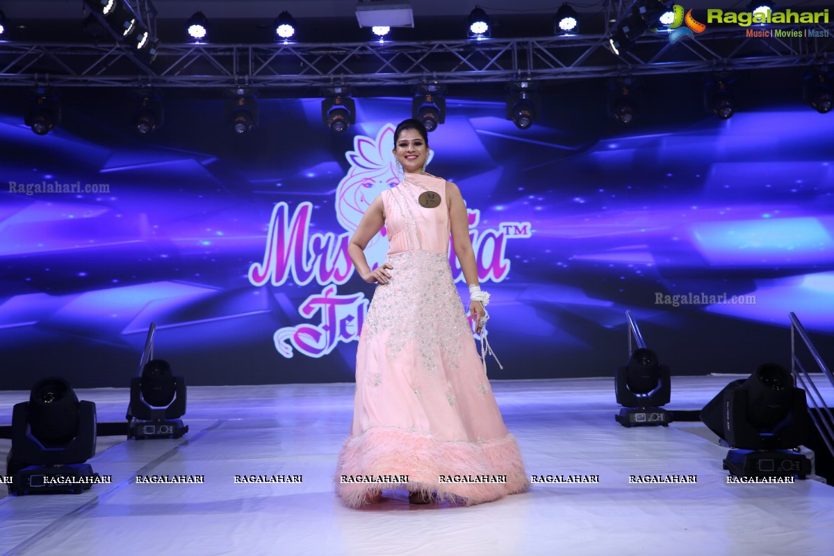 Mrs India Telangana 2019 Grand Finale at Hotel Marriott