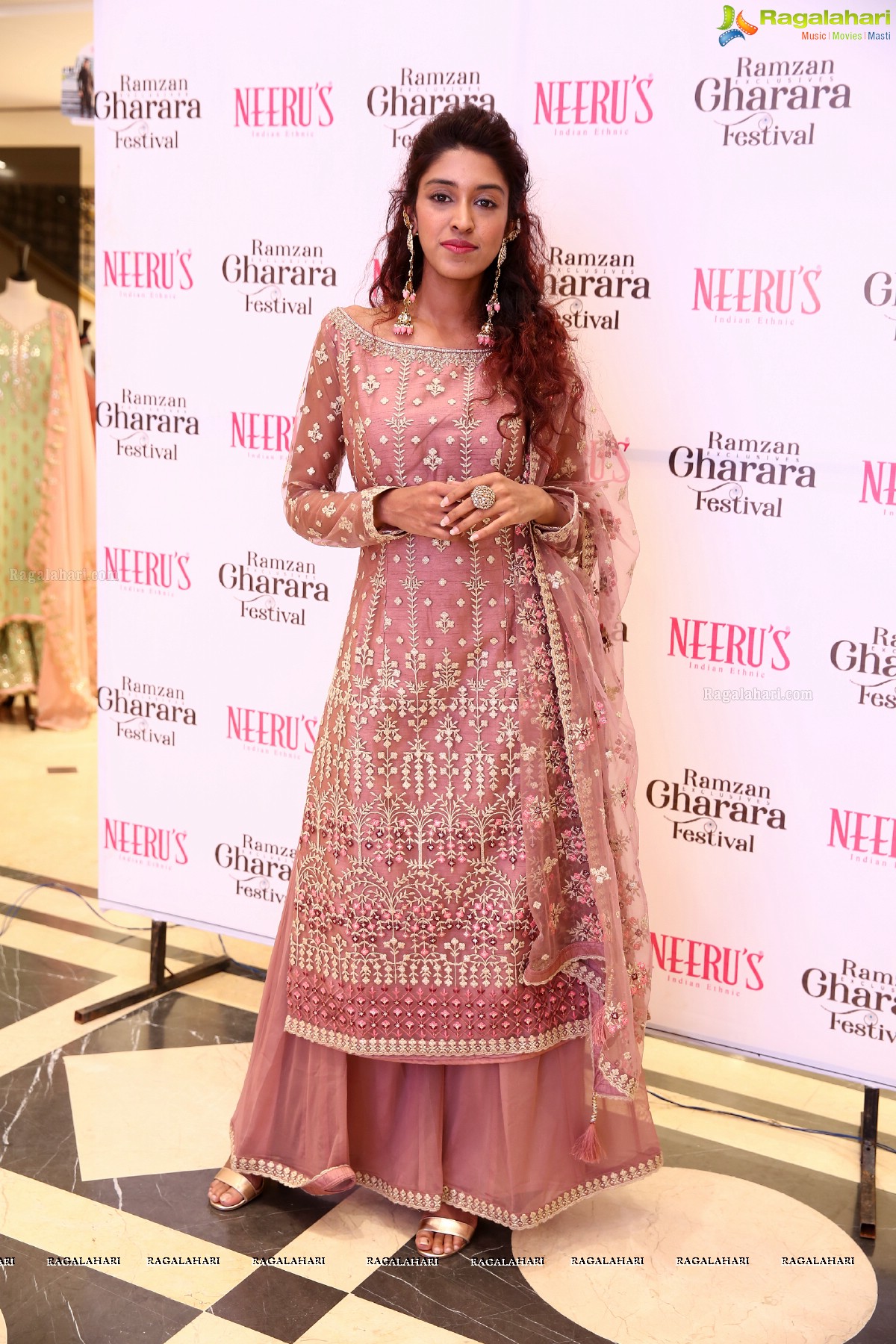 Neeru's Bloggers Meet & EID Sale at Banjara Hills Store