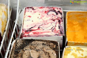 Scoops Introduces Summer Flavors!