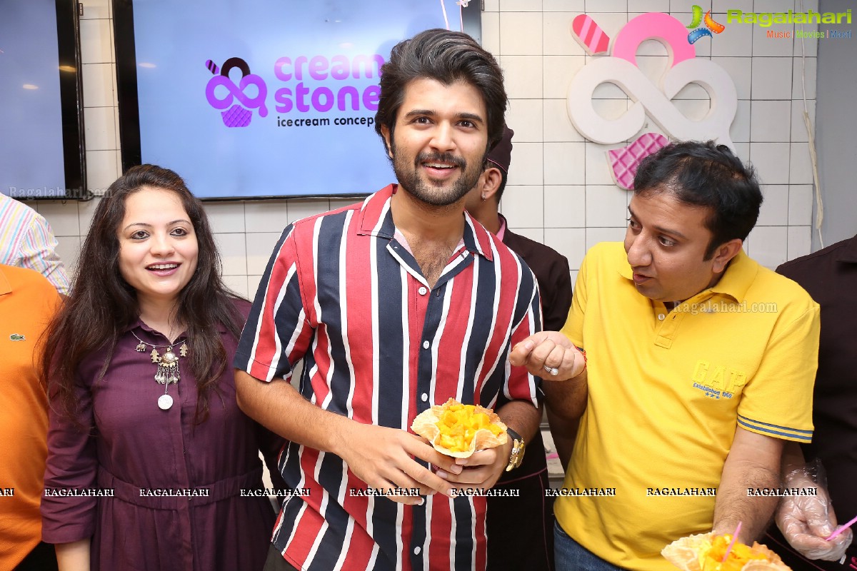 Vijay Deverakonda Distributes 9-Trucks of Creamstone Ice Cream To Celebrate Birthday