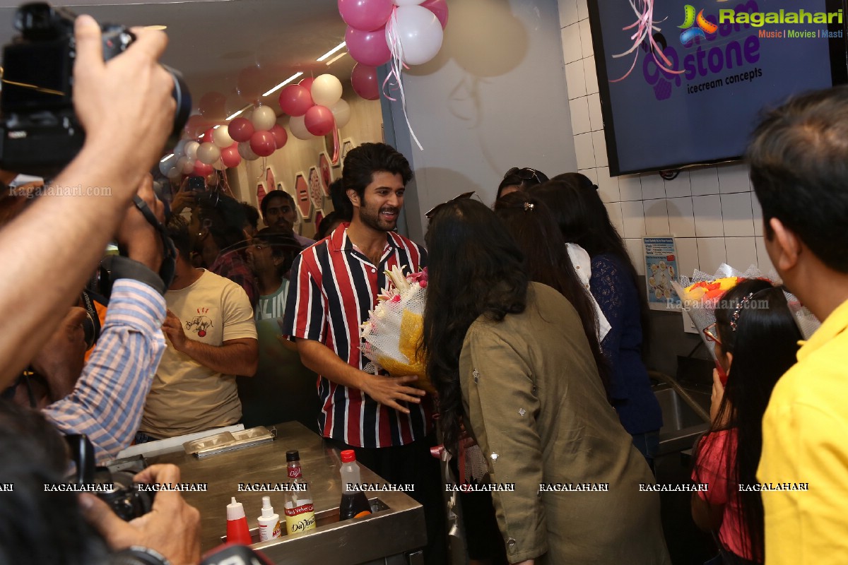 Vijay Deverakonda Distributes 9-Trucks of Creamstone Ice Cream To Celebrate Birthday