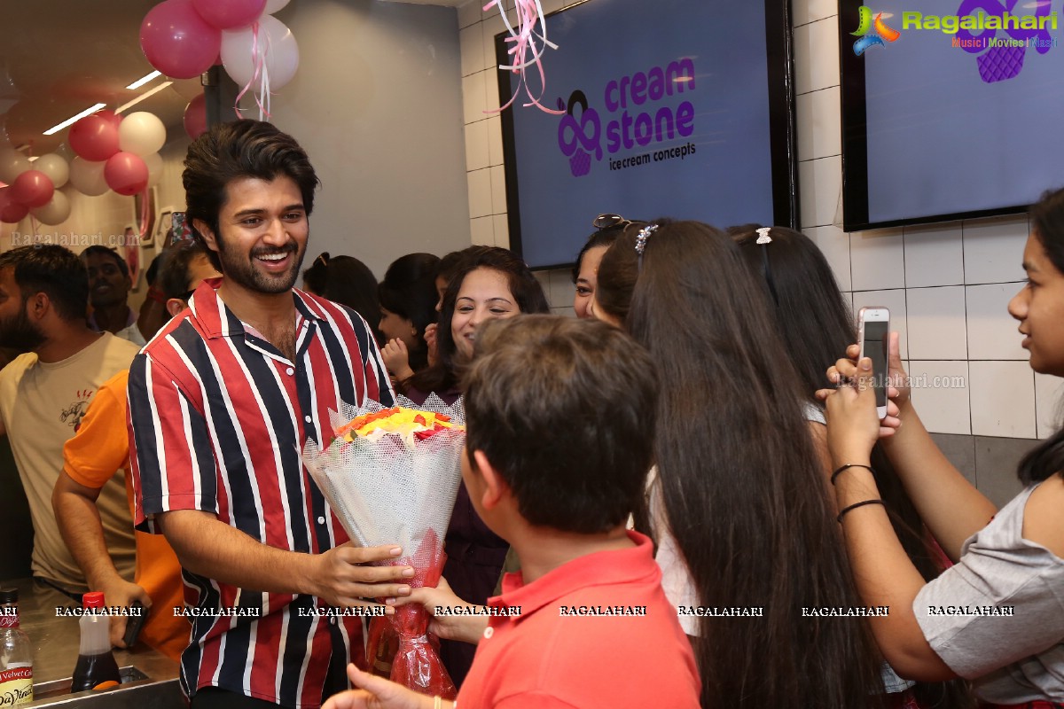 Vijay Deverakonda Distributes 9-Trucks of Creamstone Ice Cream To Celebrate Birthday