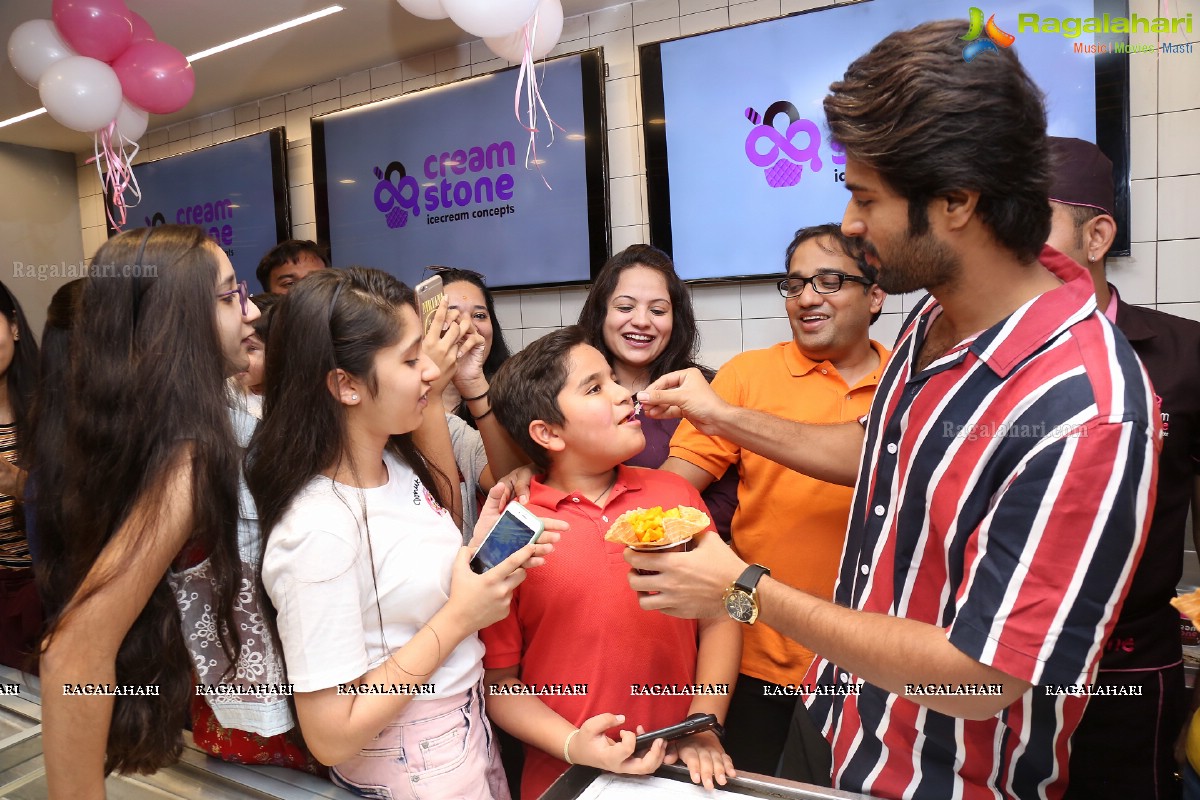 Vijay Deverakonda Distributes 9-Trucks of Creamstone Ice Cream To Celebrate Birthday