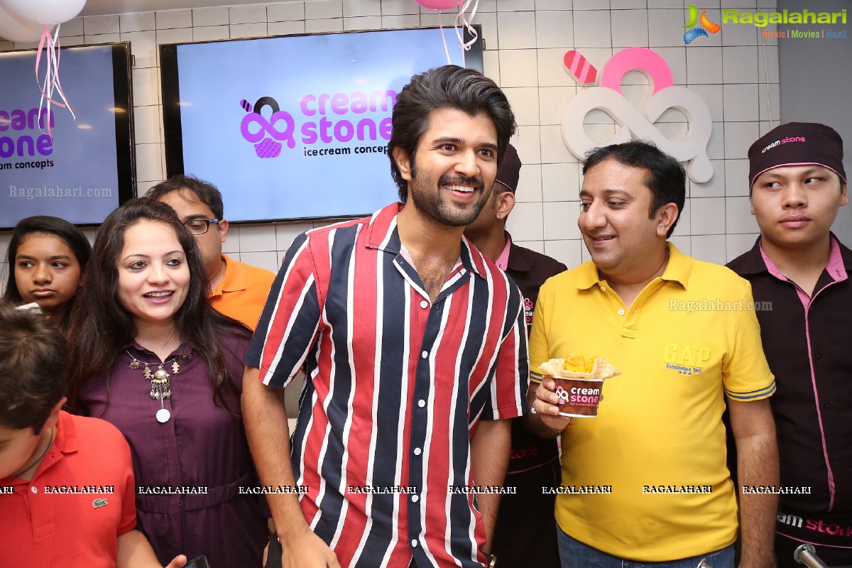 Vijay Deverakonda Distributes 9-Trucks of Creamstone Ice Cream To Celebrate Birthday