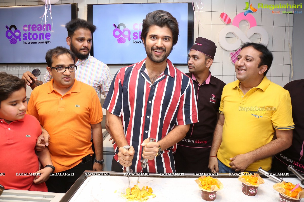 Vijay Deverakonda Distributes 9-Trucks of Creamstone Ice Cream To Celebrate Birthday