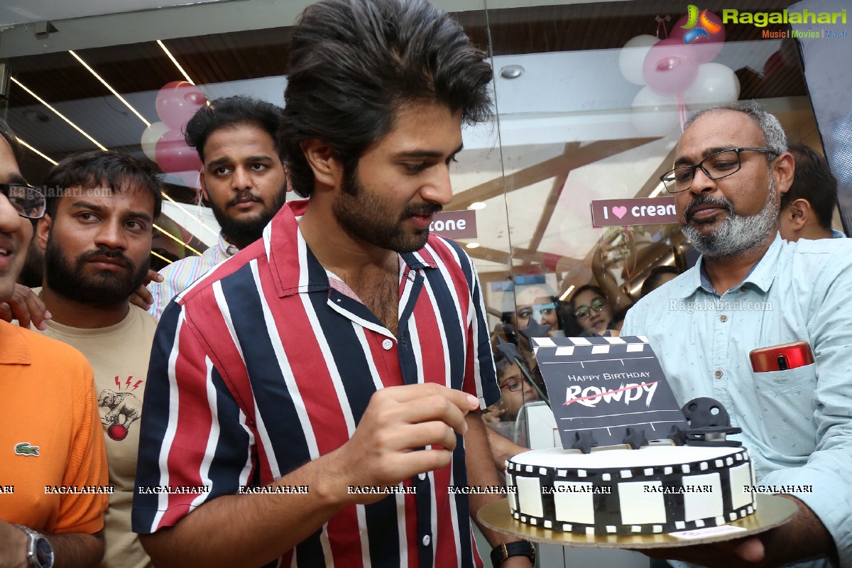 Vijay Deverakonda Distributes 9-Trucks of Creamstone Ice Cream To Celebrate Birthday