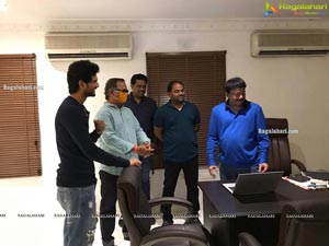 Valliddari Madhya Lyrical Video Song Launch