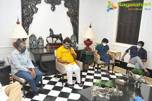 Industry Bigwigs Met at Chiranjeevi’s House