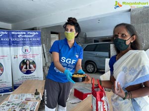 Sanjjanaa Galrani's team helps people in pandemic
