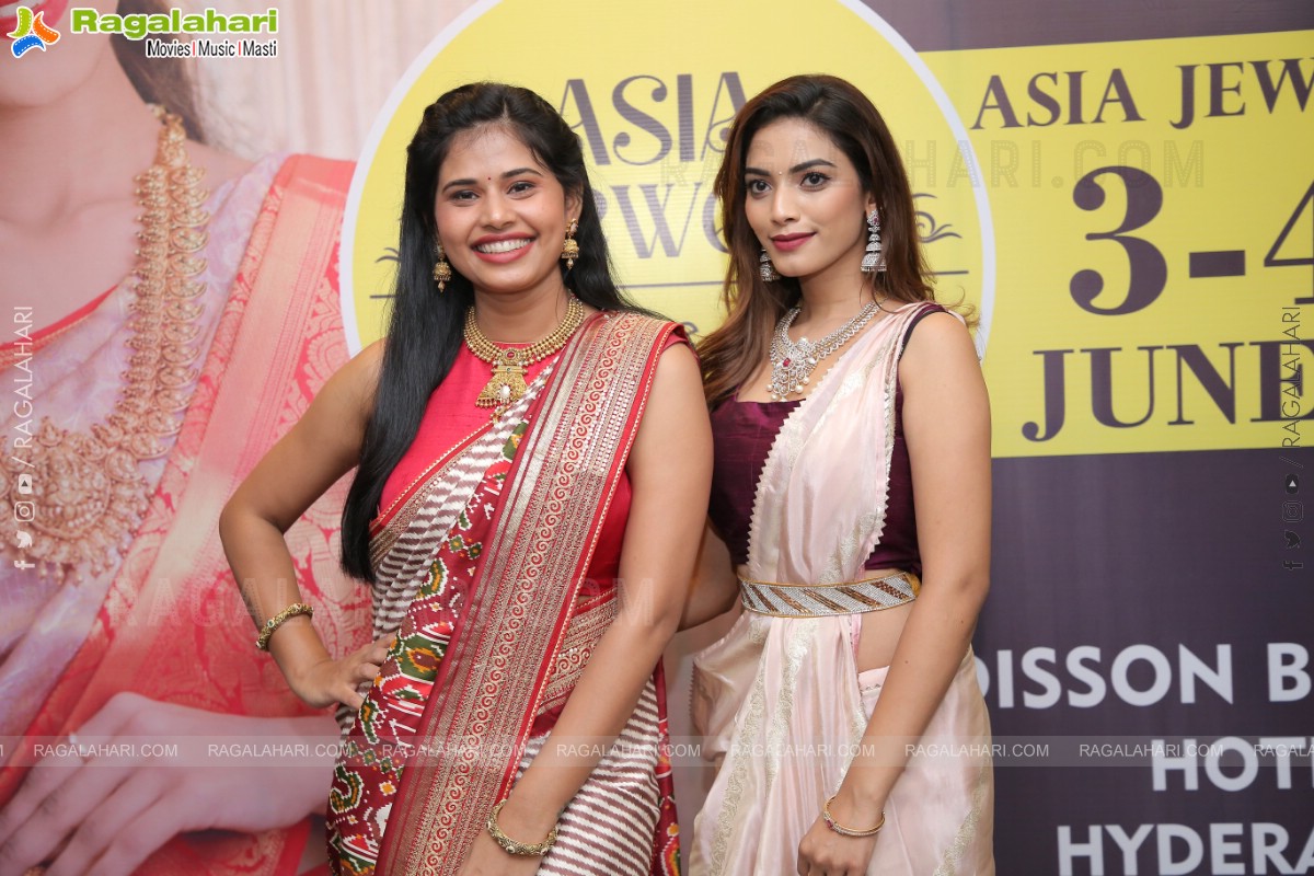 Asia Jewels Show 2022 Curtain Raiser and Fashion Showcase