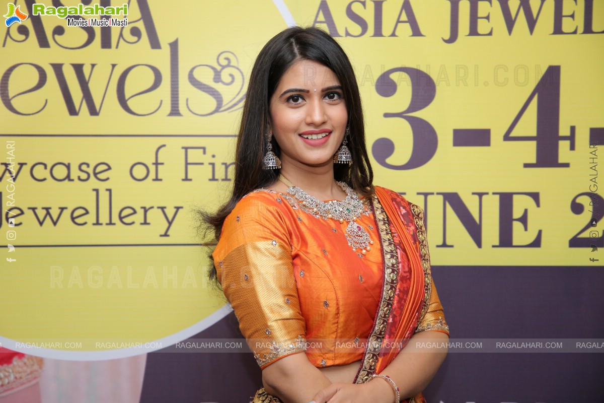 Asia Jewels Show 2022 Curtain Raiser and Fashion Showcase