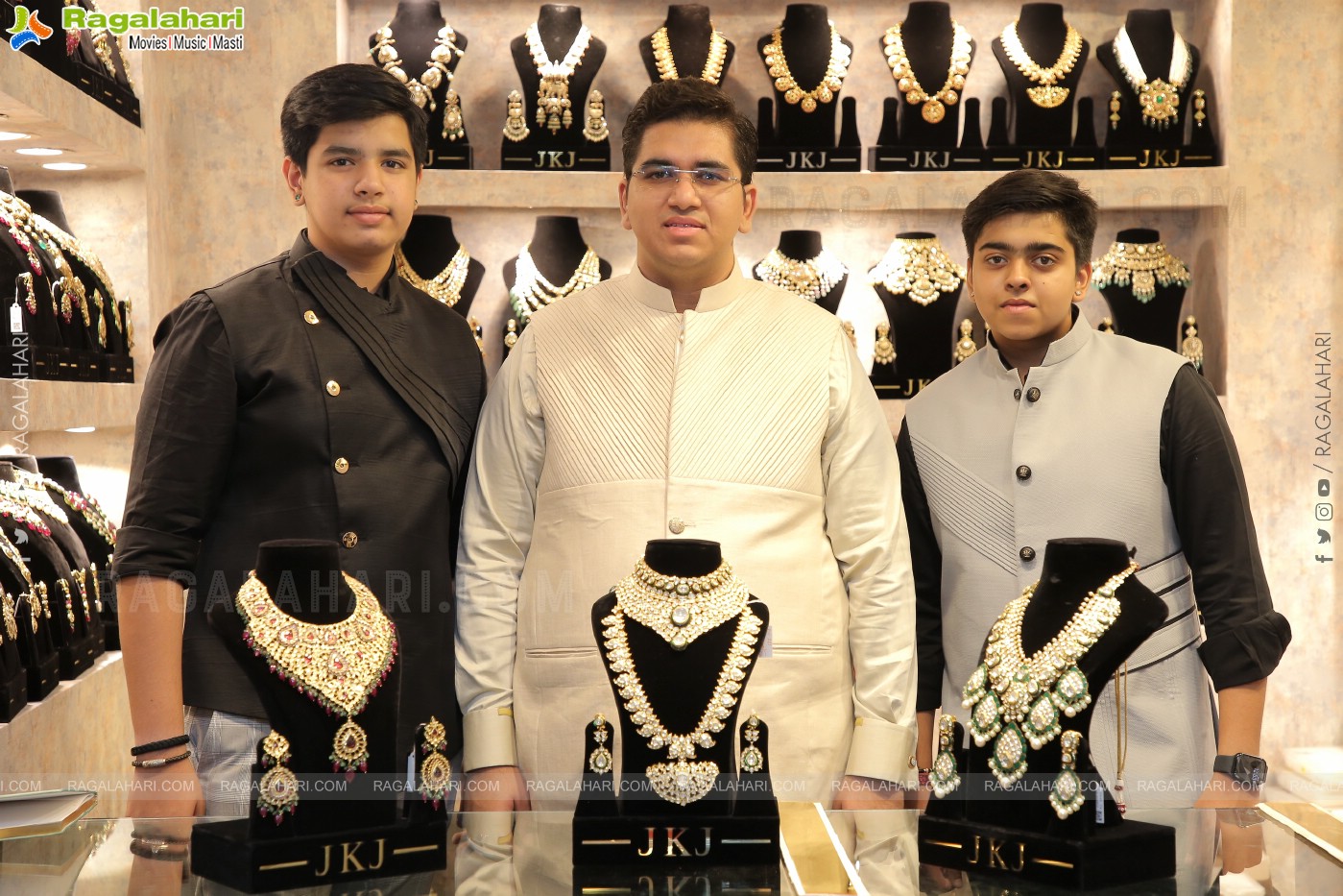 Asia Jewels Showcase Of Fine Jewellery 2022 at Hotel Radisson Blu Plaza