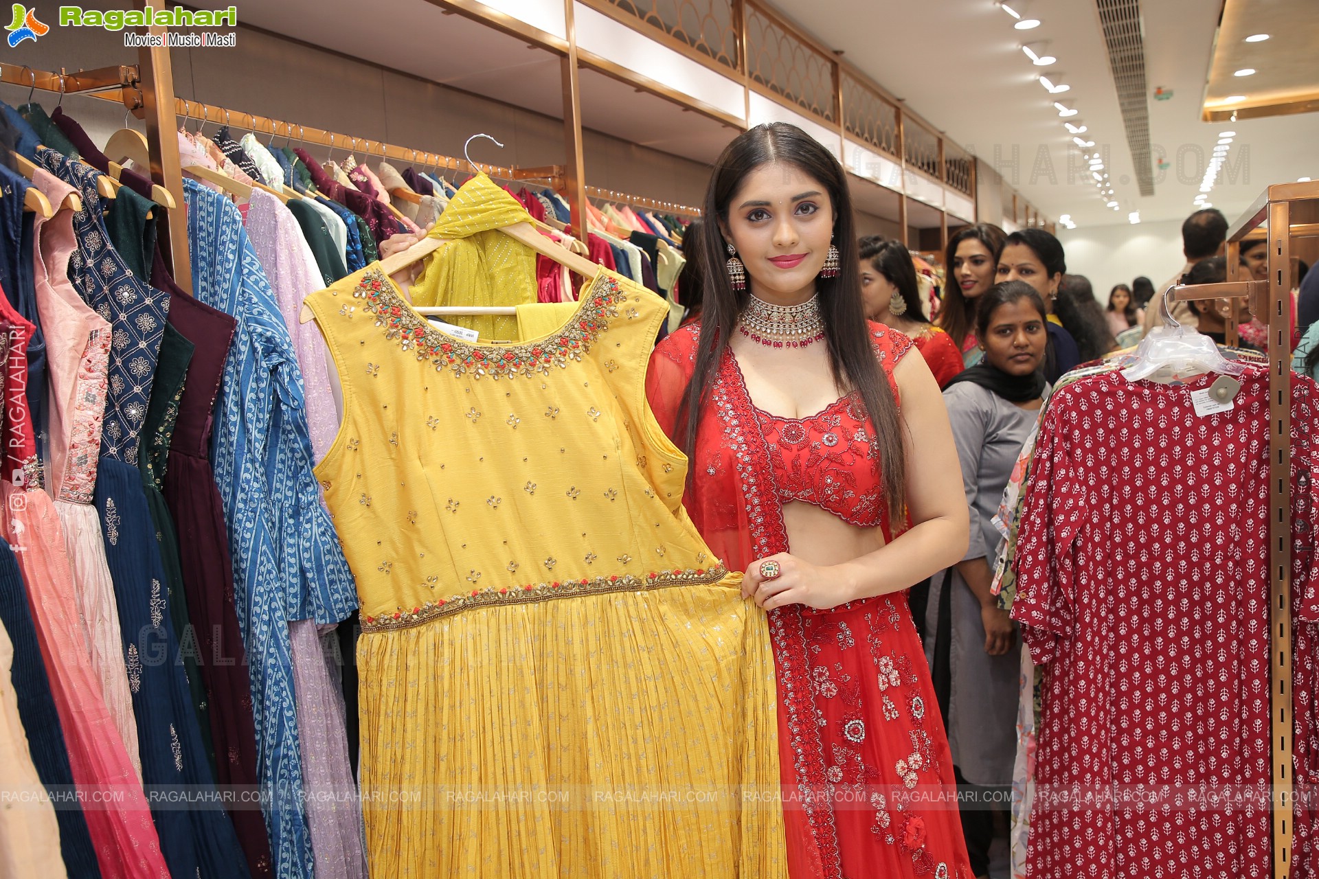 Narsingh Cloth Emporium Launch at Chandanagar, Hyderabad