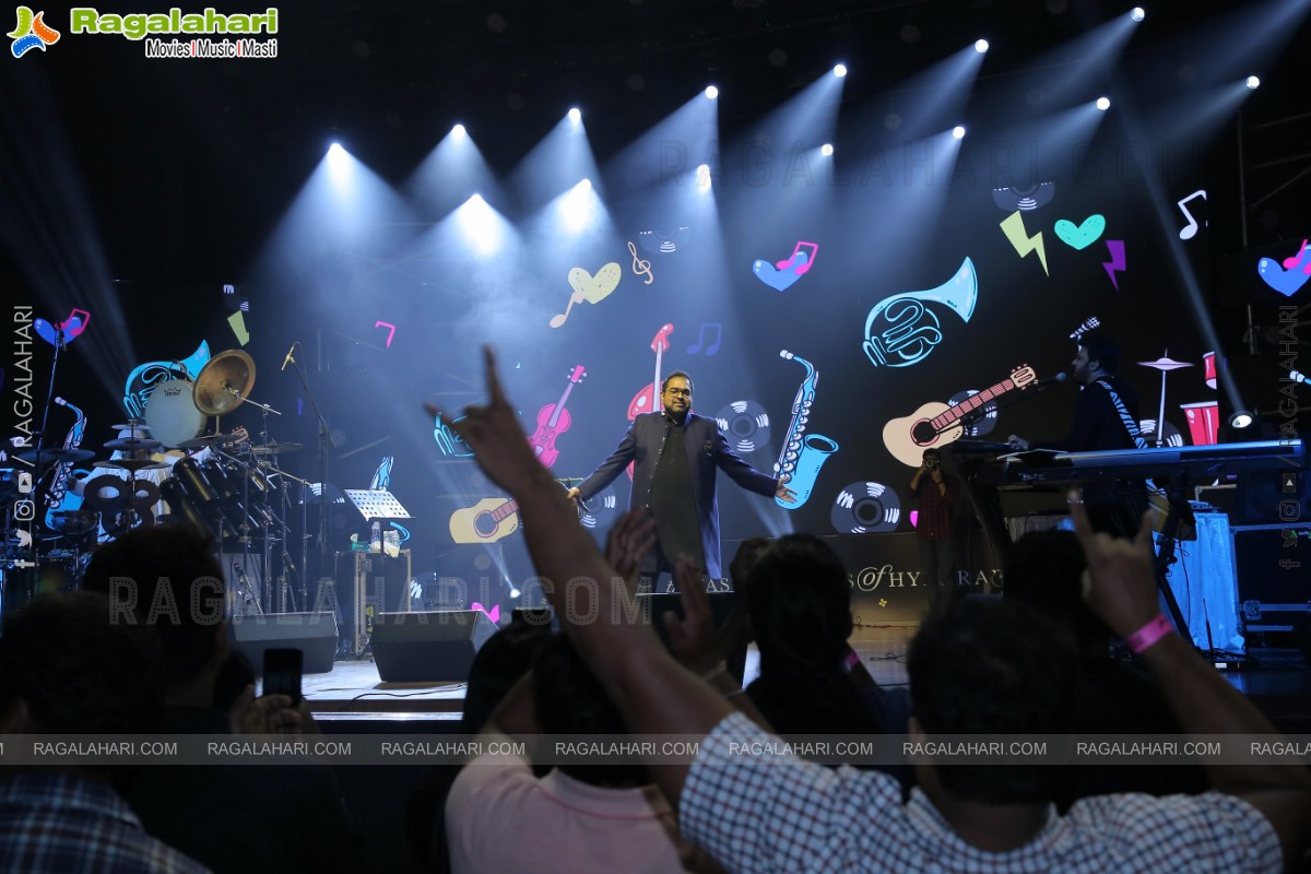 The YES Triangle - Live in concert - Shankar Mahadevan, Sivamani & Stephen Devassy at Shilpakala Vedika, Hyderabad