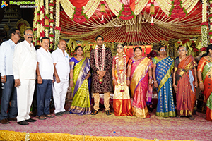 Vishal Goud & Shivangi Wedding Photos