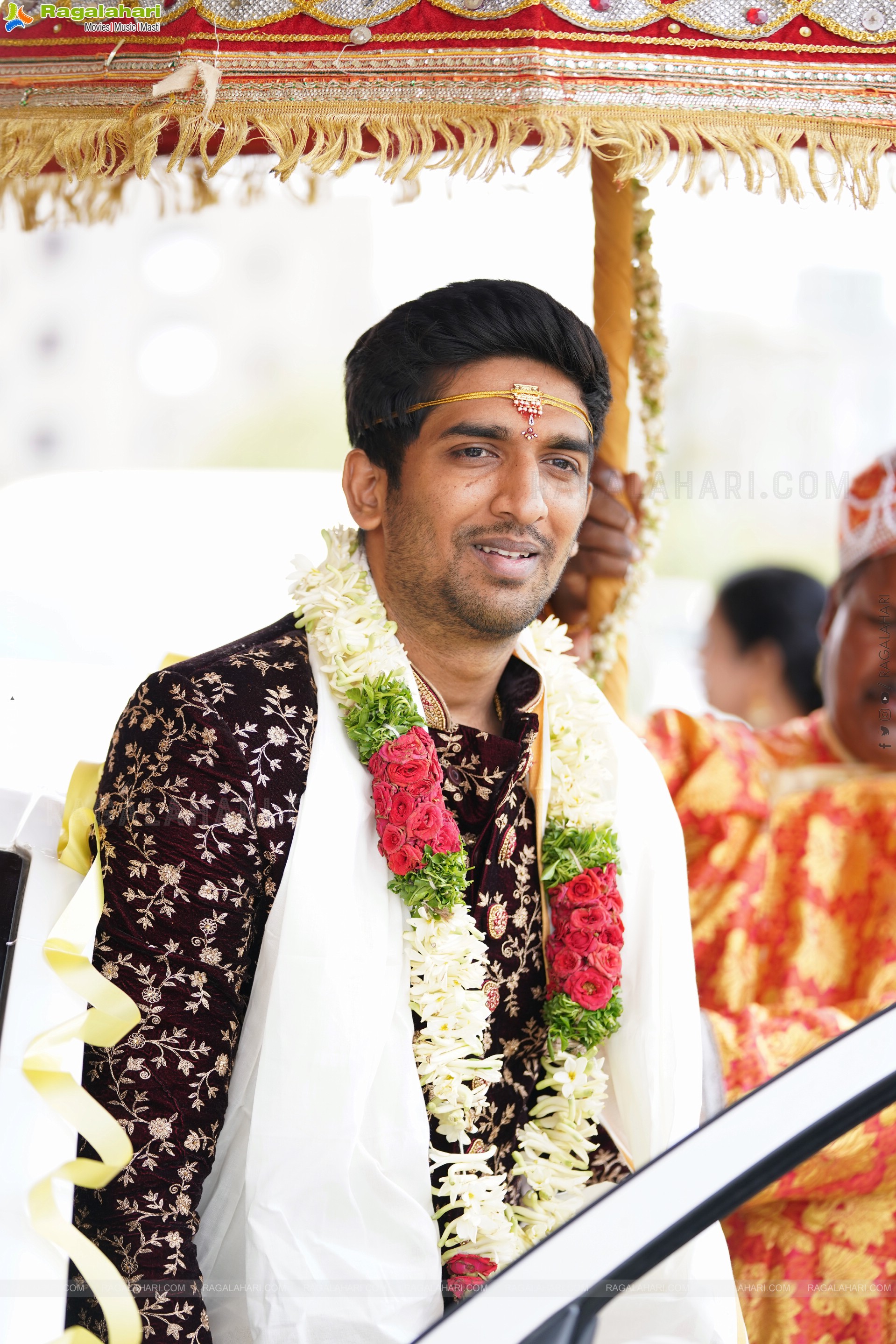 Parepally Madhu Goud's Son Vishal Goud & Shivangi Grand Wedding Ceremony