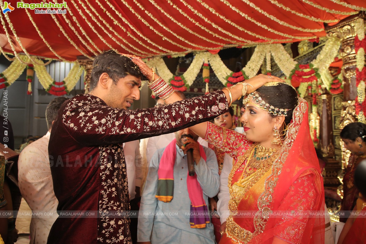 Parepally Madhu Goud's Son Vishal Goud & Shivangi Grand Wedding Ceremony